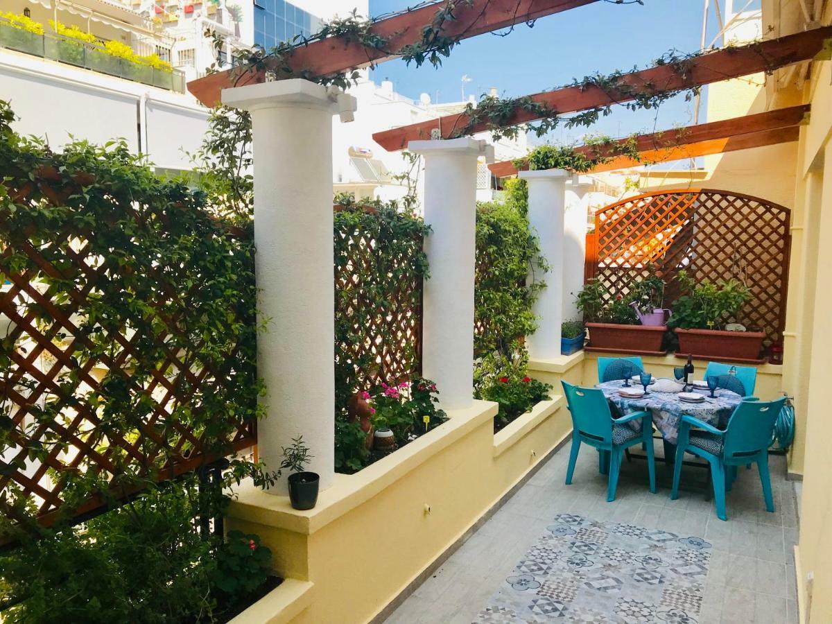 Oasis Veranda Under Columns.Kolonaki Embassy Area. 아테네 외부 사진
